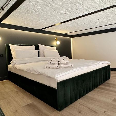Apartamenty Biblio 우치 외부 사진